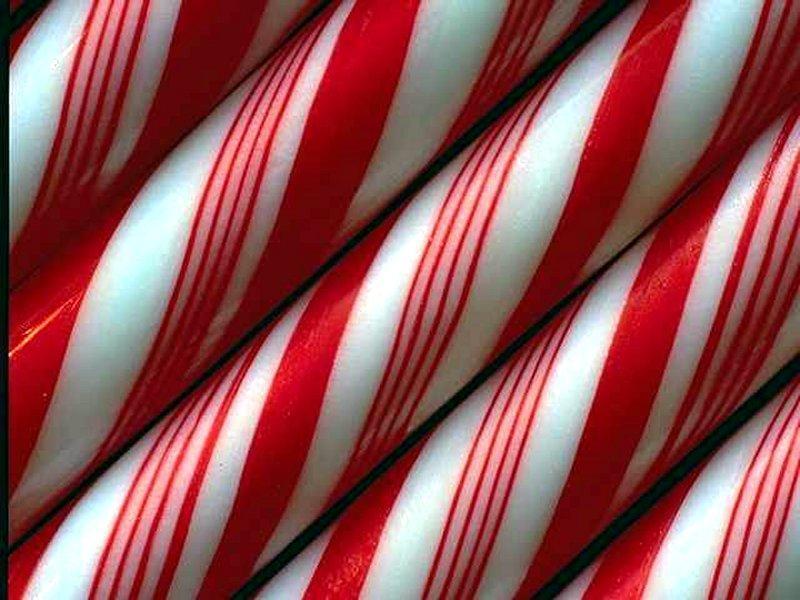 christmas-candy-canes-know-the-story-coachella-valley